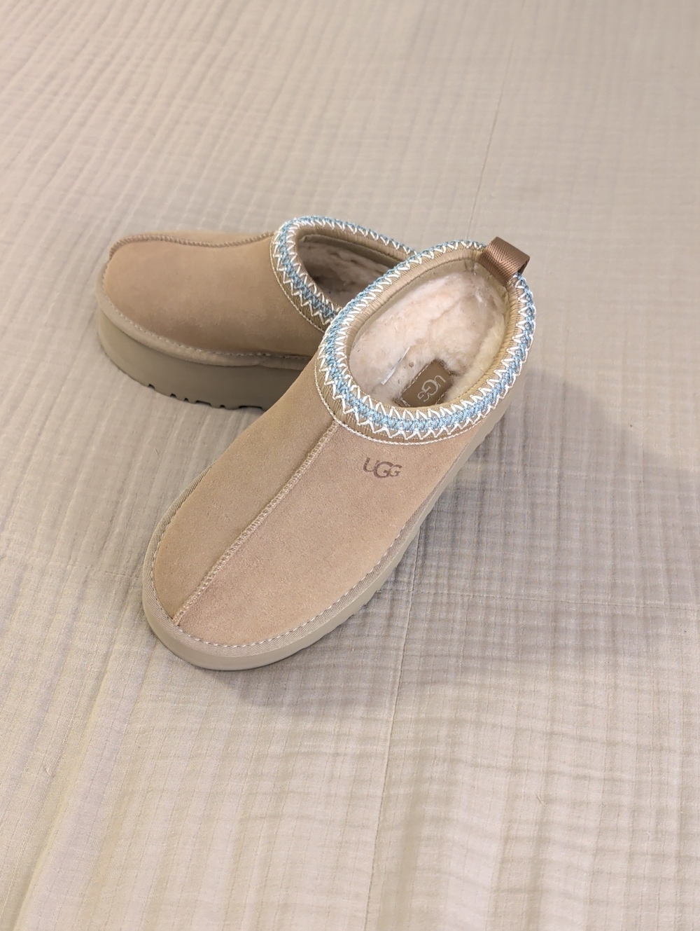 UGG Tazz II Women's Slip-On Shearling Lined Platform Shoes in Sand